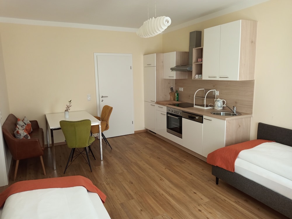 Quadruple Room - Photo 11