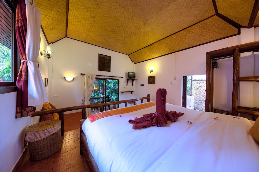 Deluxe Bungalow photo 1