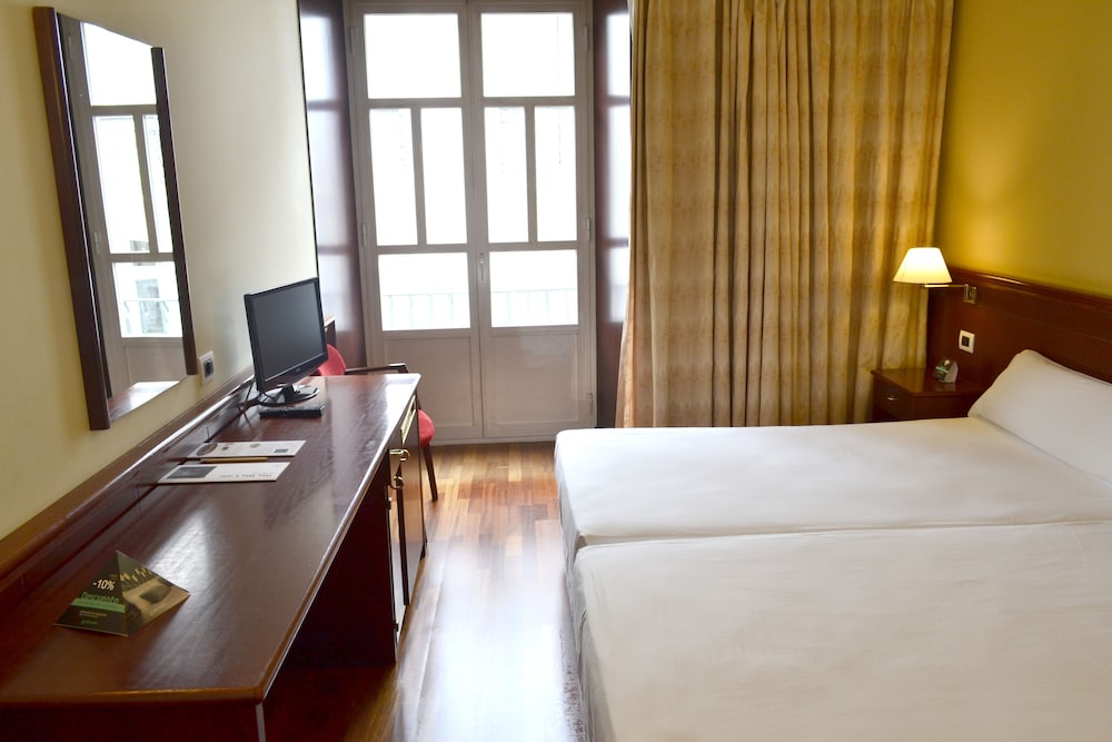 Habitación Doble o con Dos Camas