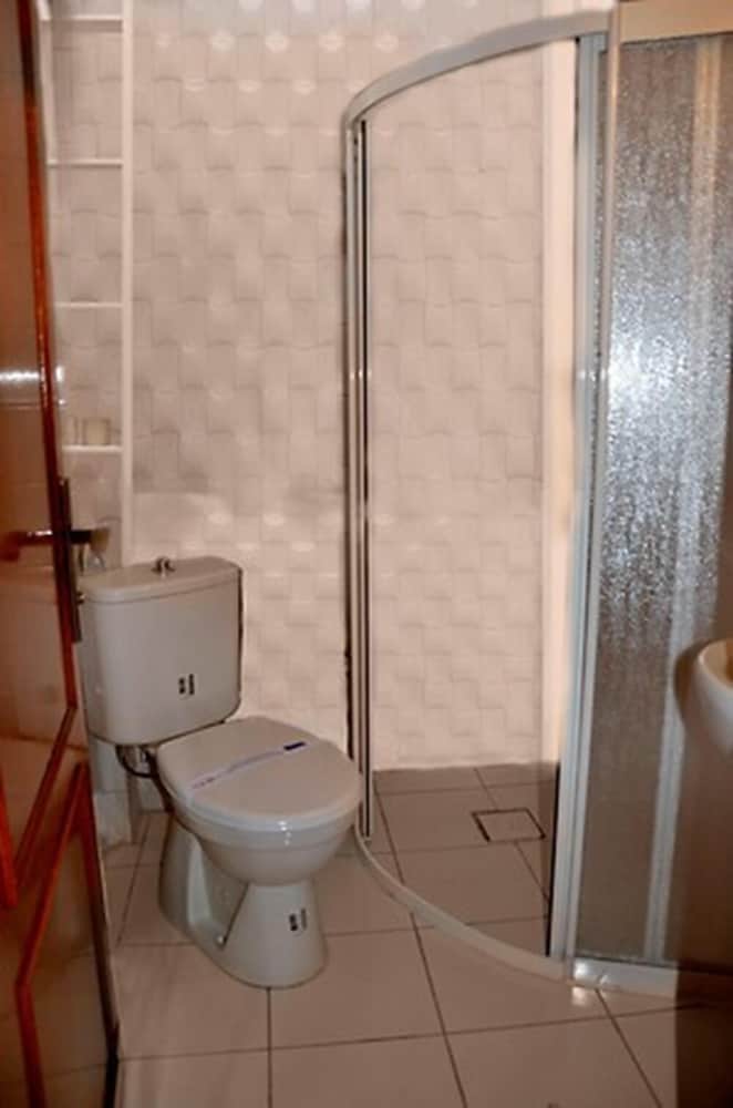 Double or Twin Room photo 2