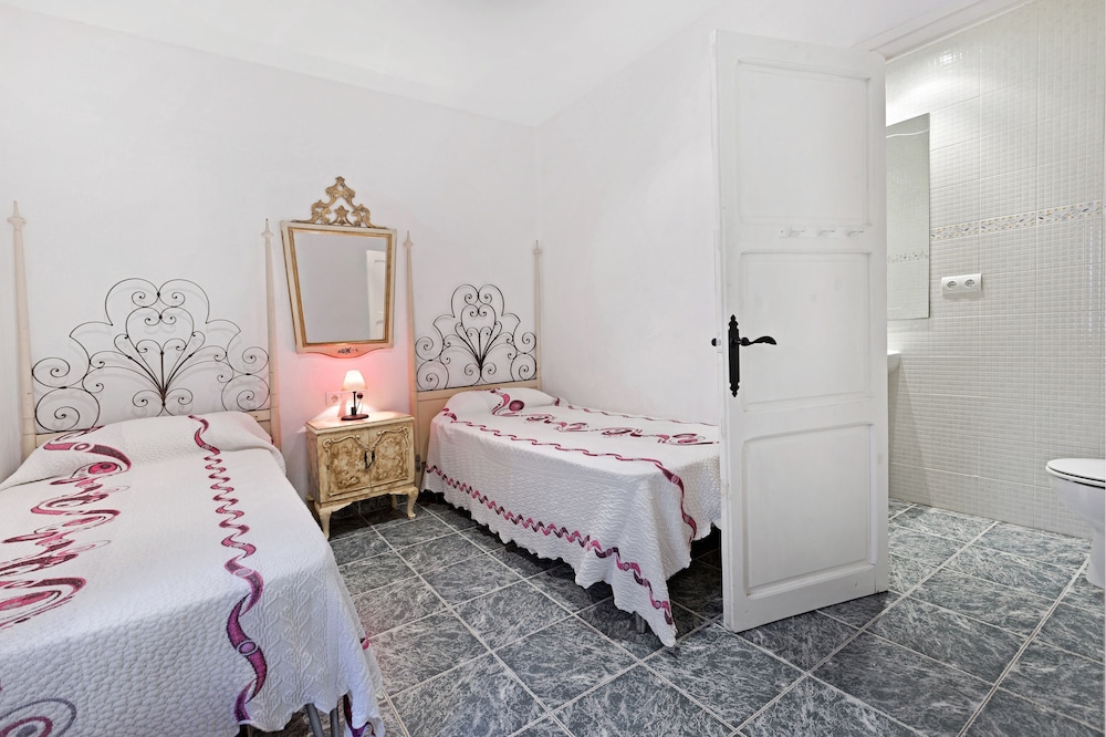 Villa, 2 Bedrooms photo 2