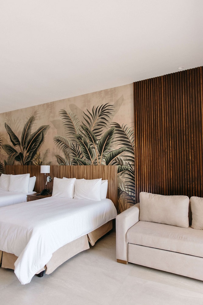 Superior Double Room, Balcony, Beach View photo 1