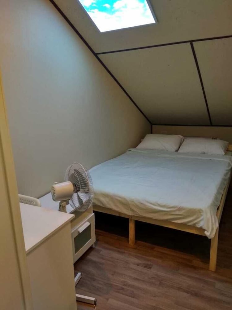 Basic Double Room, No Windows (Shared Bathroom)