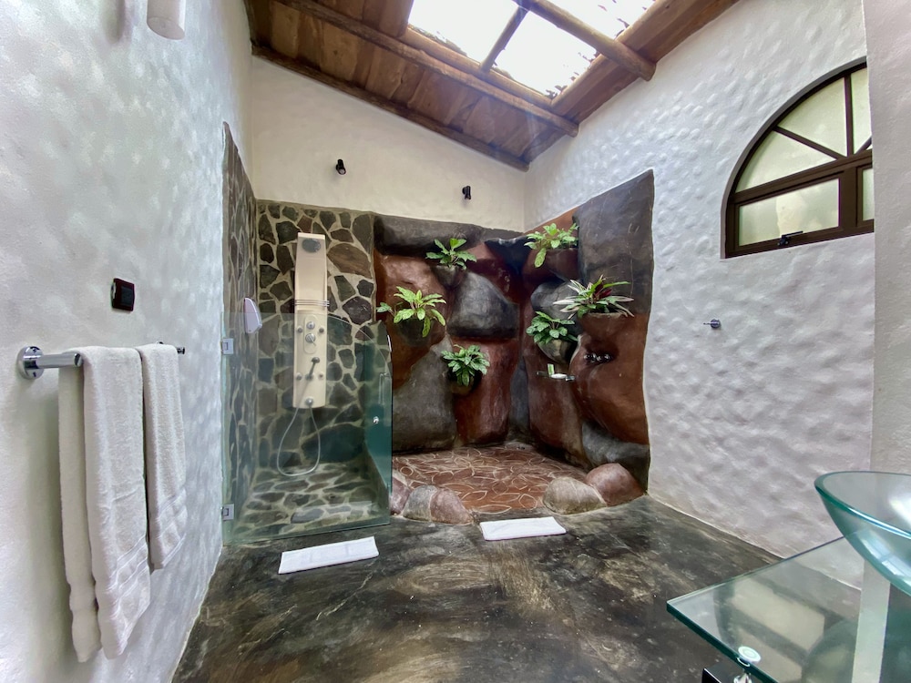 Bungalow Arenal - Photo 4
