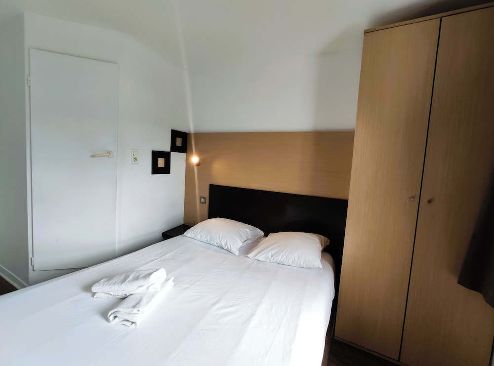 Economy Double Room photo 3