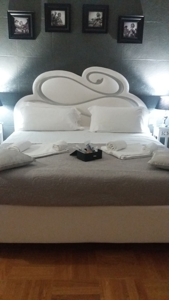 Luxury Room photo 2