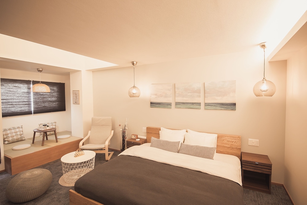 Superior King Suite photo 2