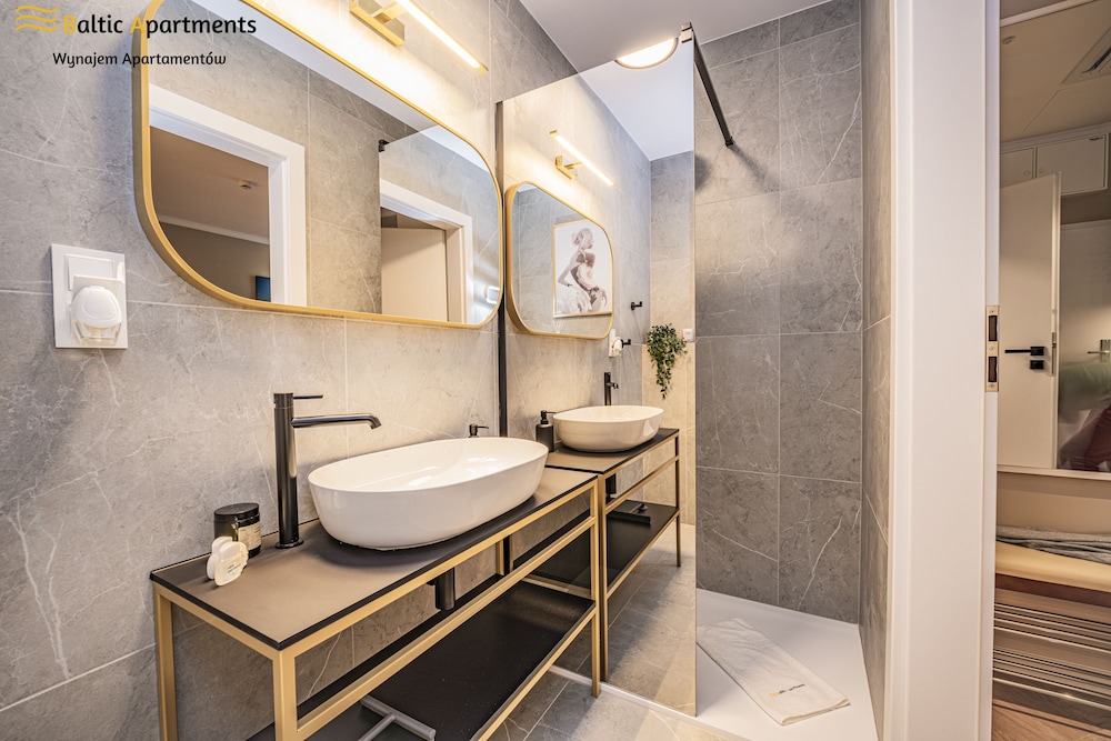 Deluxe Suite photo 2
