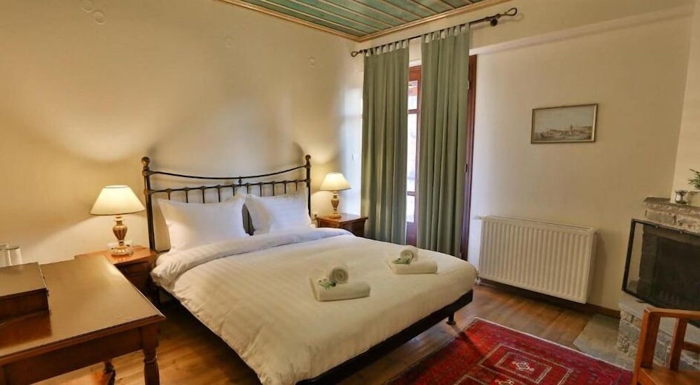Deluxe Double Room, 1 Bedroom photo 2