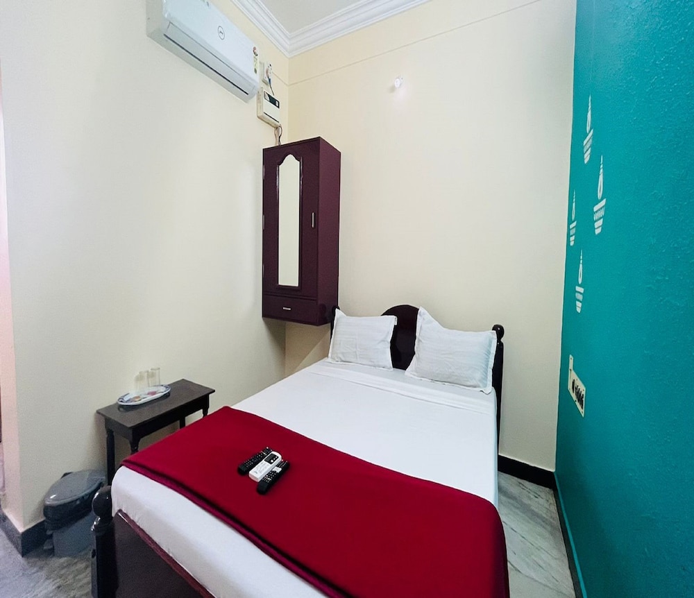 Deluxe Room - Photo 4