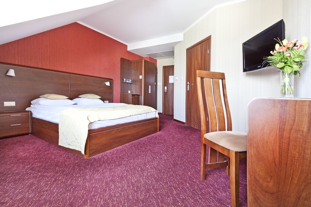 Single Room, 1 Queen Bed, Non Smoking photo 1