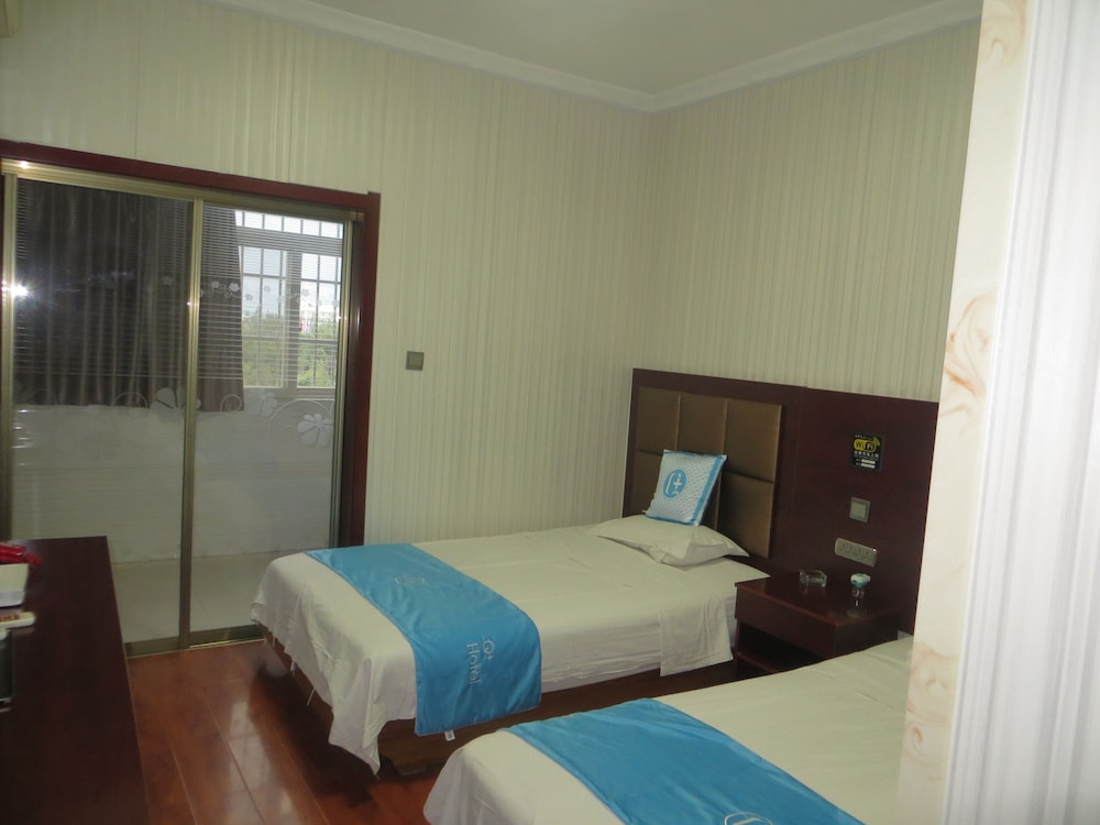 Comfort Twin Room