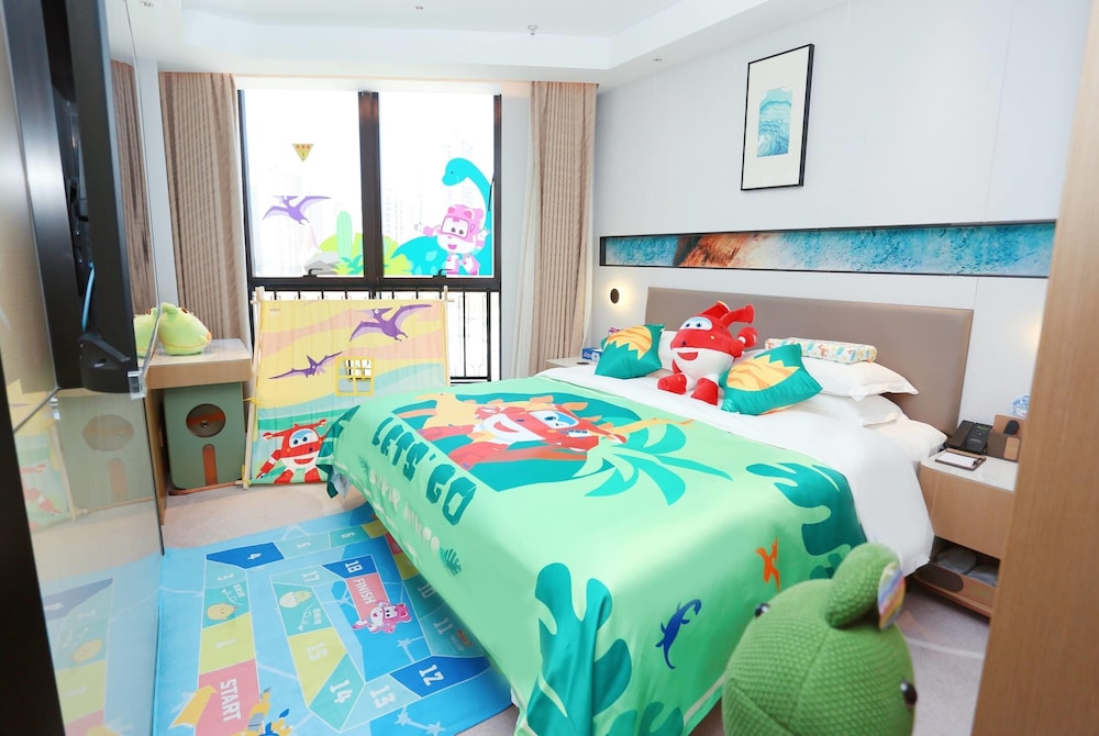 Family Room, 1 King Bed, Non Smoking photo 1
