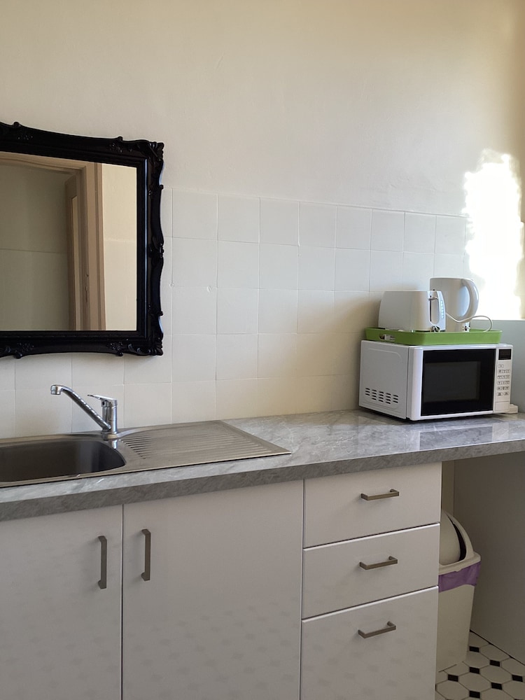 Standard Single Room, Ensuite