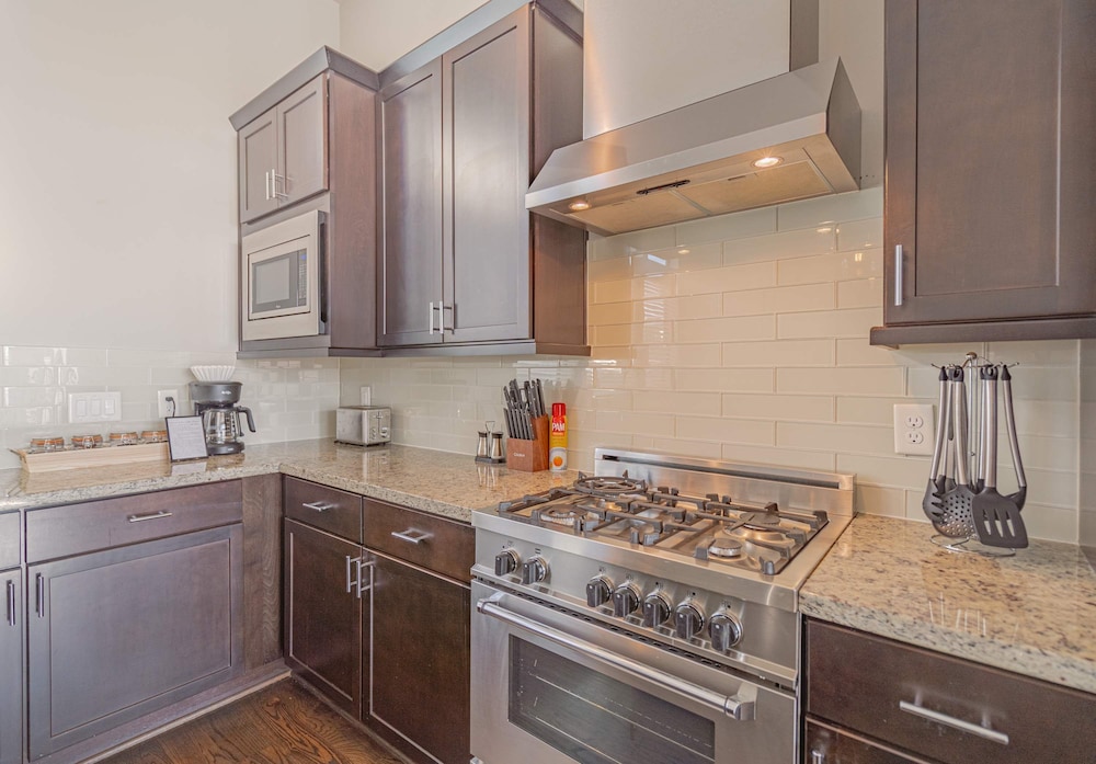 3BD HTX Luxe Home Fast Wi-fi Garage Location, Billede 16
