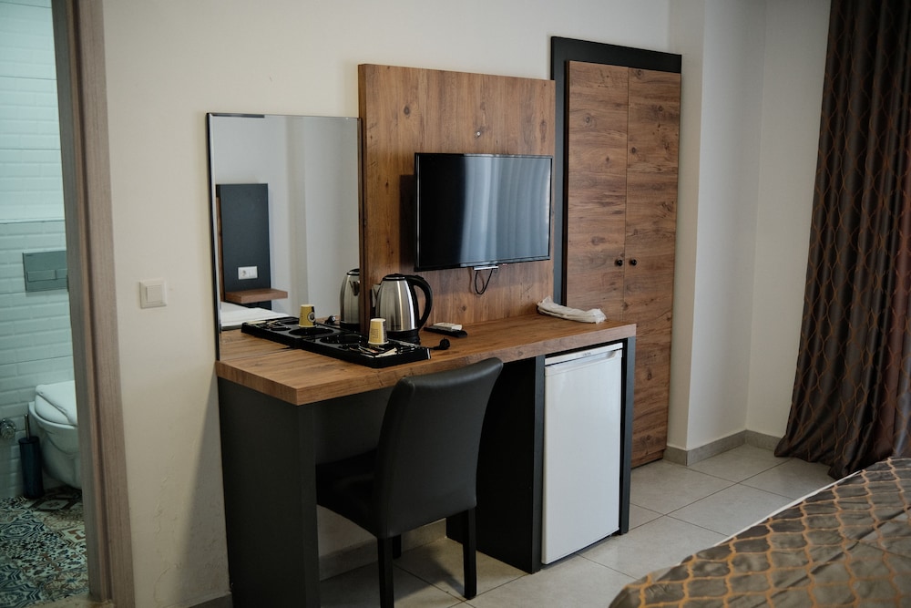 Standard Triple Room - Photo 7