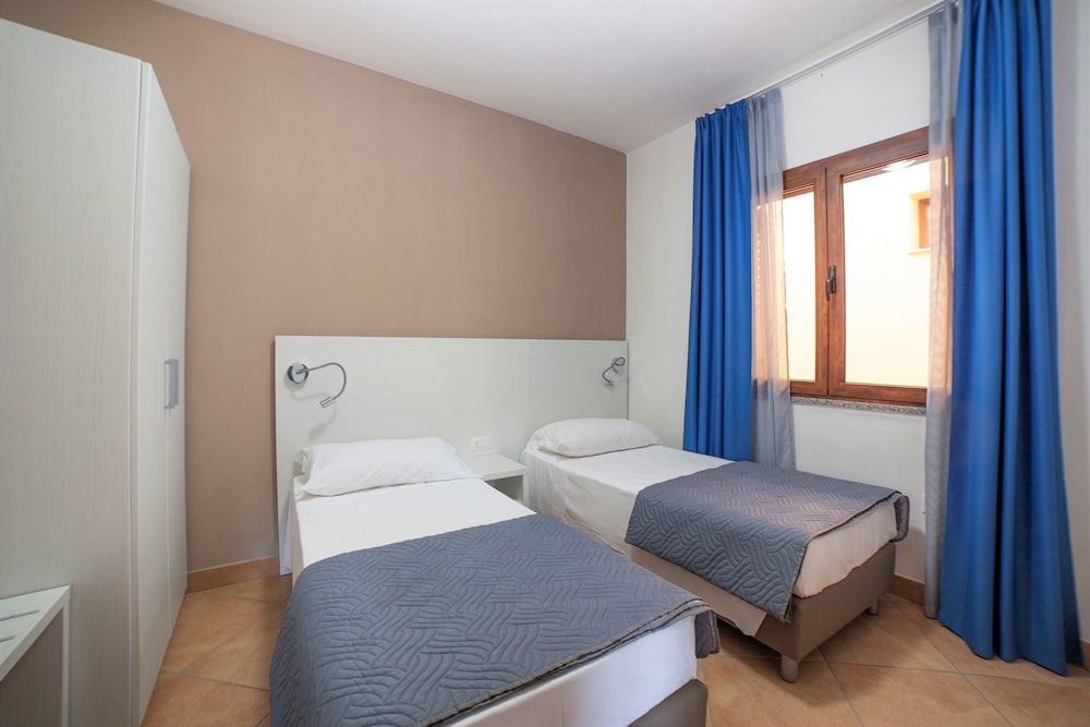 Panoramic Apartment, 2 Bedrooms, Terrace, Sea View photo 3