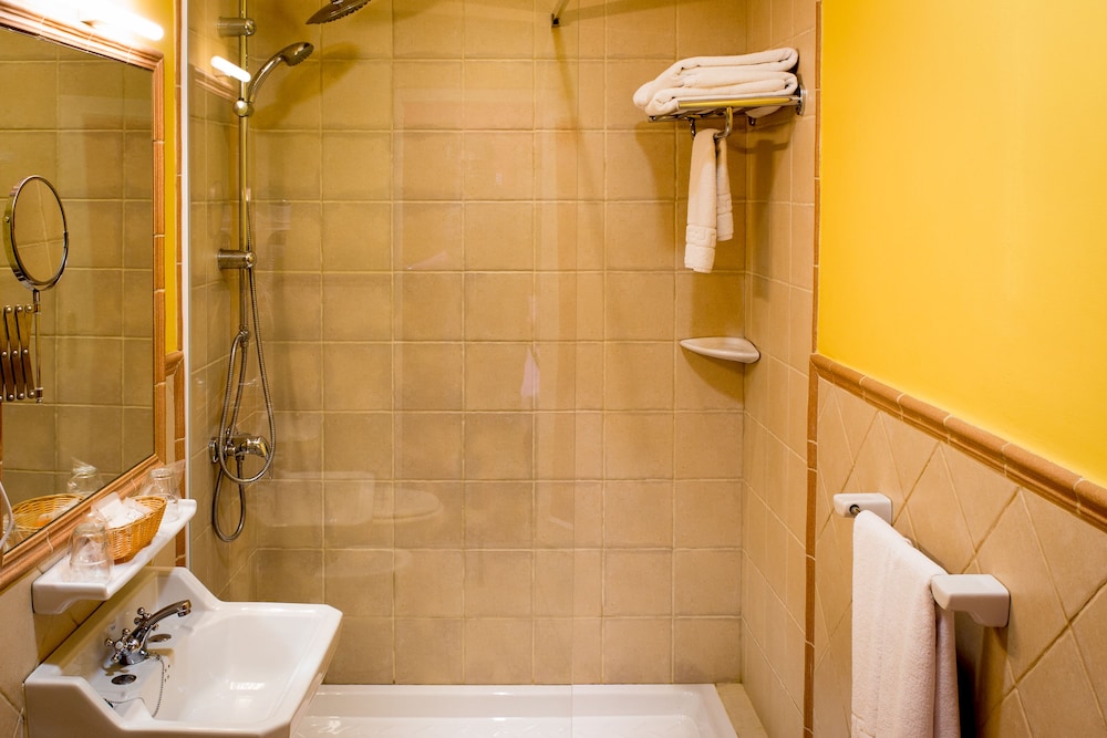 Single Room - Photo 4