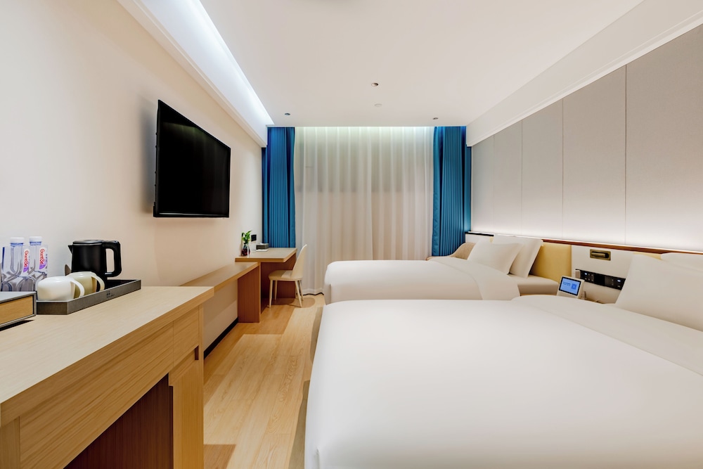 Economy Twin Room