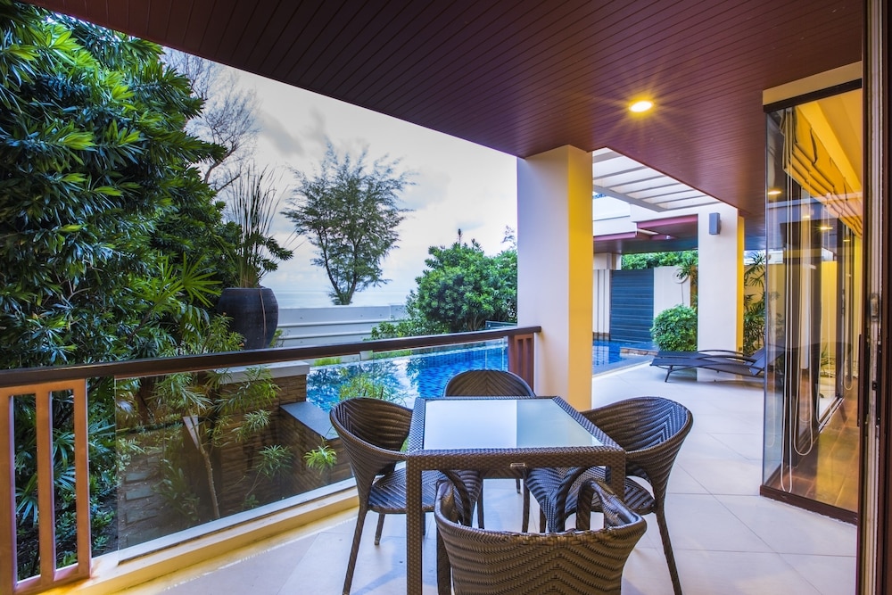 Suite, 2 Bedrooms, Private Pool, Sea View - Photo 2