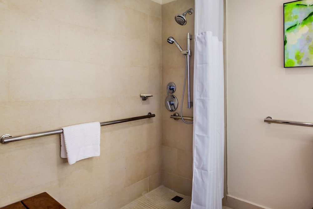 SIGNATURE RM - MOBILITY ACCESS RI SHWR - 2DBL - Photo 8