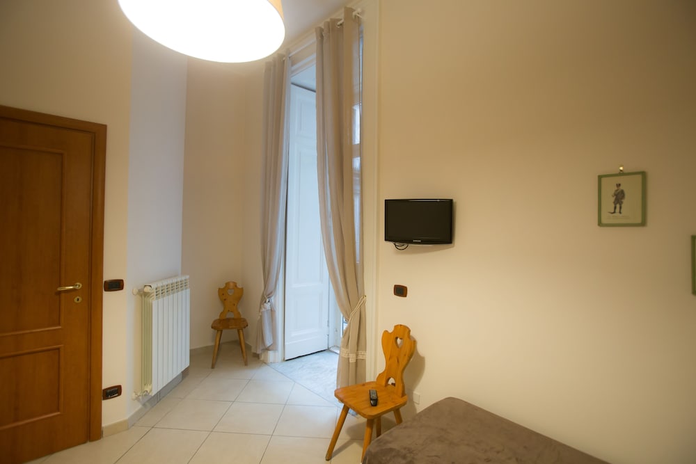 Quadruple Room (External Private Bathroom )