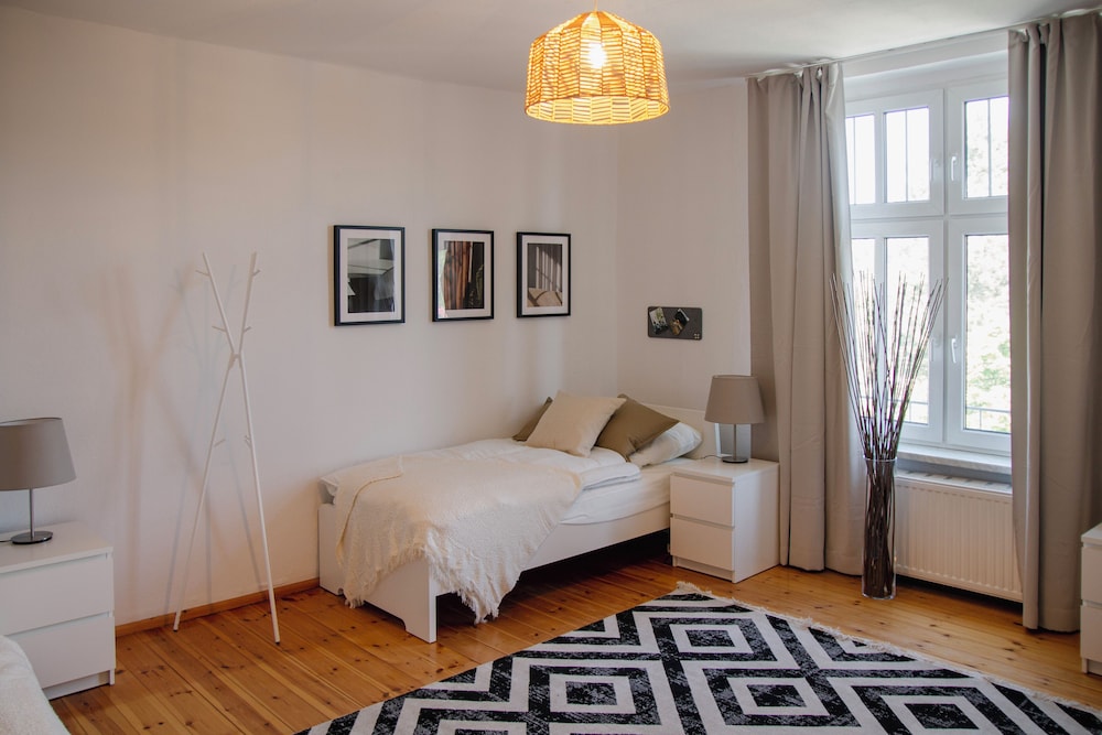 Apartment, 3 Bedrooms (278301)