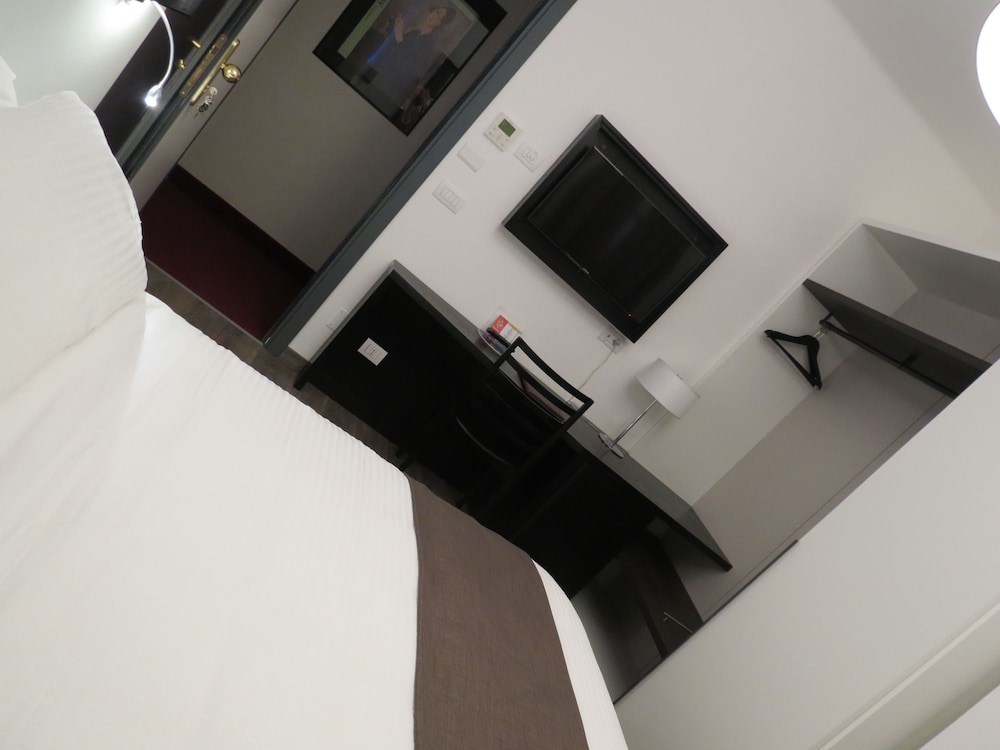 Single Room photo 1