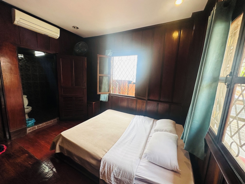 Standard Double Room - Photo 8