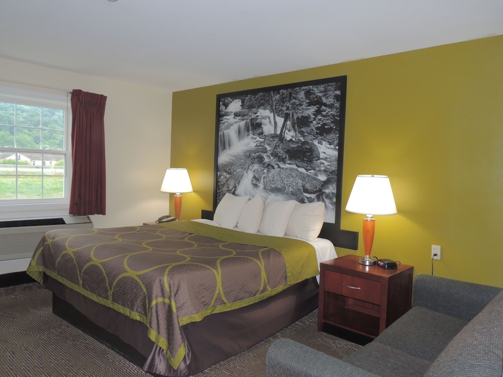 Studio Suite, 1 King Bed, Non Smoking - Photo 3