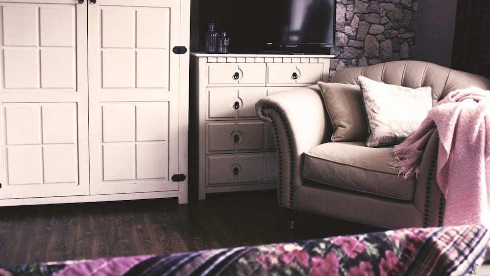 Double Room (Lavender - King Bed) photo 2