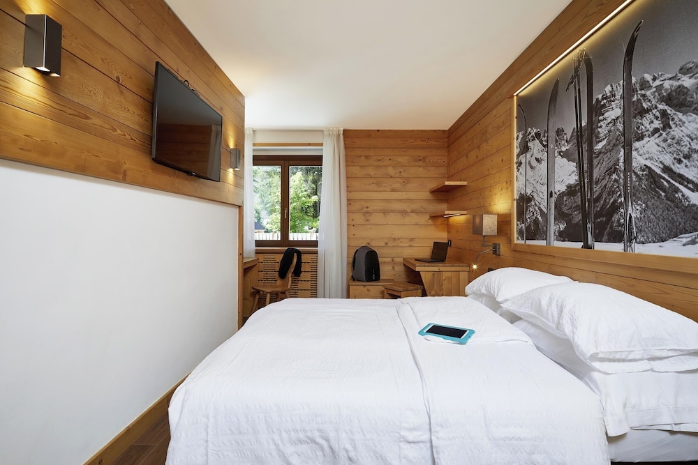 Deluxe Triple Room, 2 Bedrooms photo 2