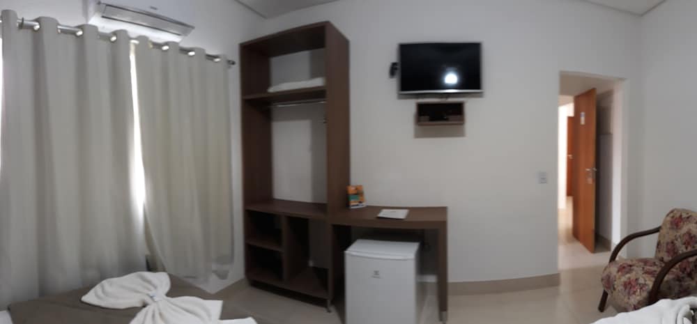 Standard Quadruple Room, 2 Double Beds photo 2