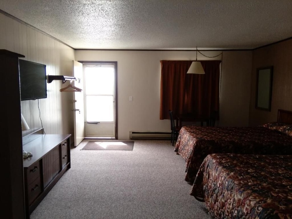 Basic Double Room photo 2