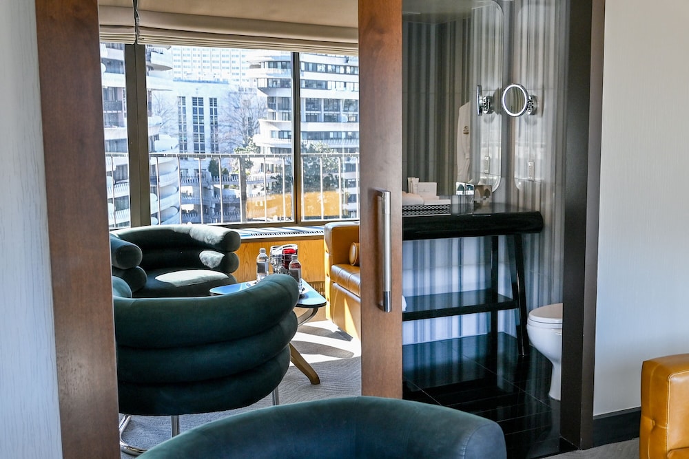 Suite, 1 Bedroom, Garden View - Photo 1