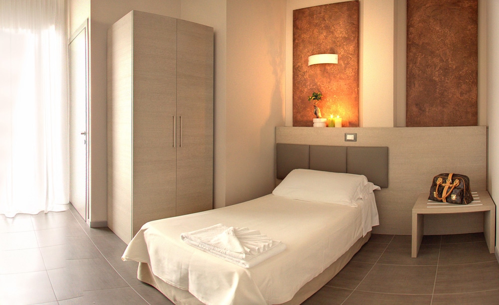 Comfort Single Room, Balcony photo 1