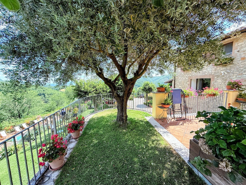 House, 2 Bedrooms, Smoking, Patio photo 3