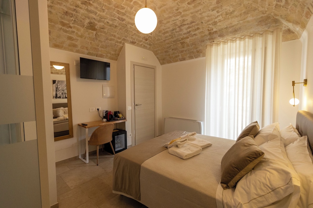 Deluxe Townhome, City View, Tower photo 3