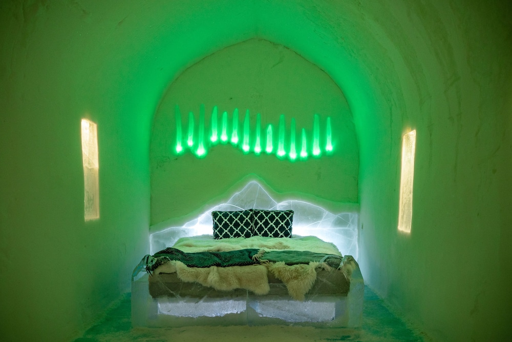 Igloo Hotel Suite photo 3