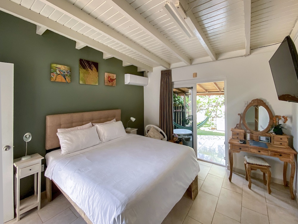 Panoramic Studio, 1 Bedroom, Garden View, Poolside