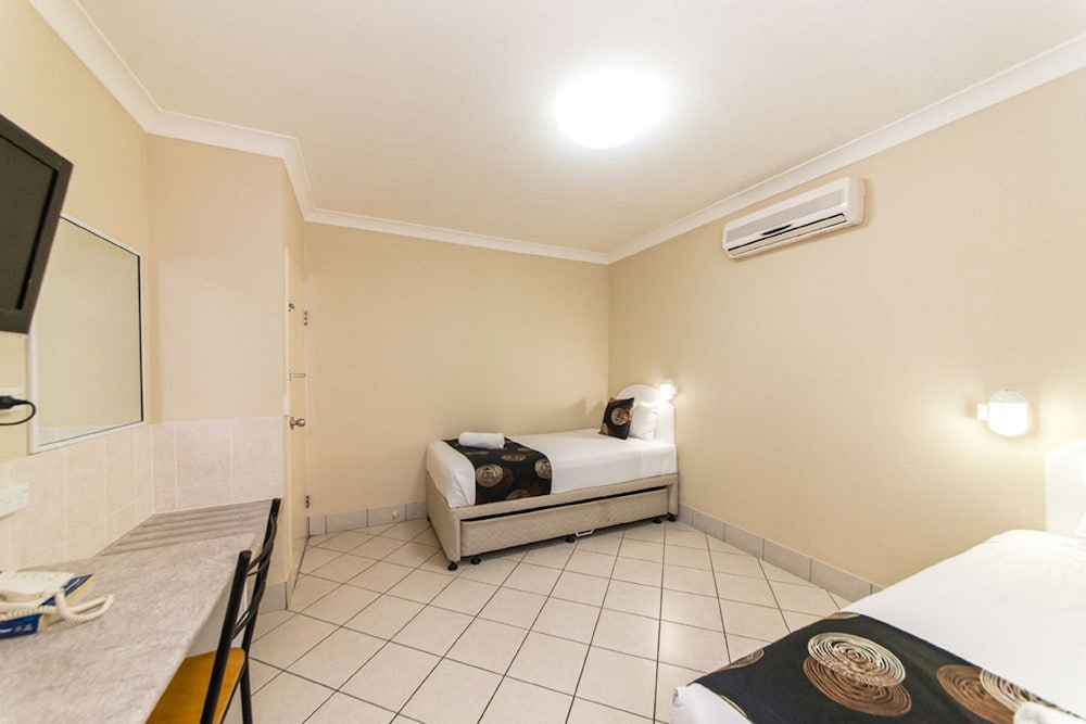 Family Suite, 2 Bedrooms, Non Smoking, Kitchen photo 3