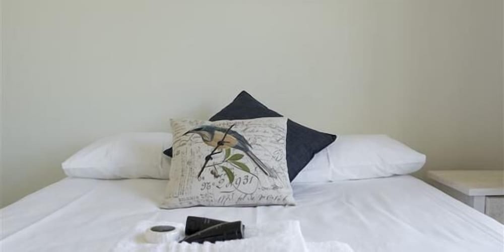 Self-catering Unit B photo 2