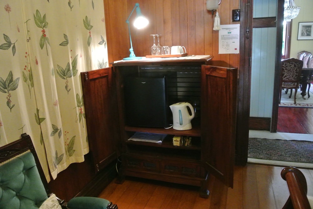 Standard Room, Non Smoking, Bathtub (Lionel Suite With  Dinner) photo 3