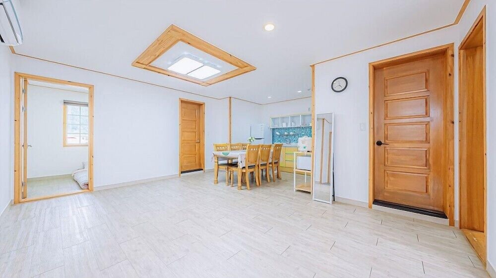 Room (osondoson(organization)) - Photo 4