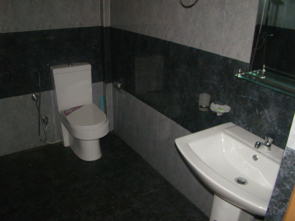 Deluxe Twin Room, 3 Bedrooms, Garden View photo 3