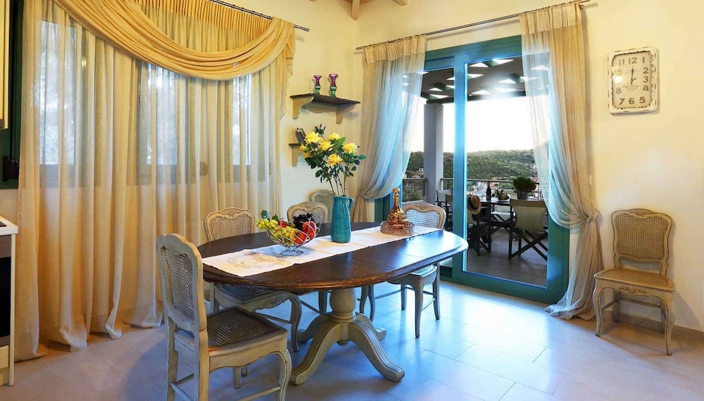 Villa (Athena) photo 3