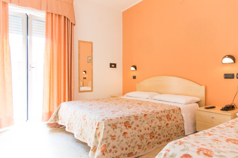Comfort Triple Room photo 1