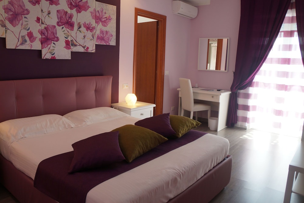 Deluxe Double Room, Balcony photo 2