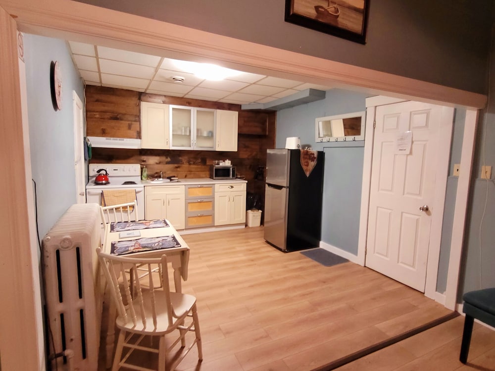 One Bedroom Suite 2 photo 3