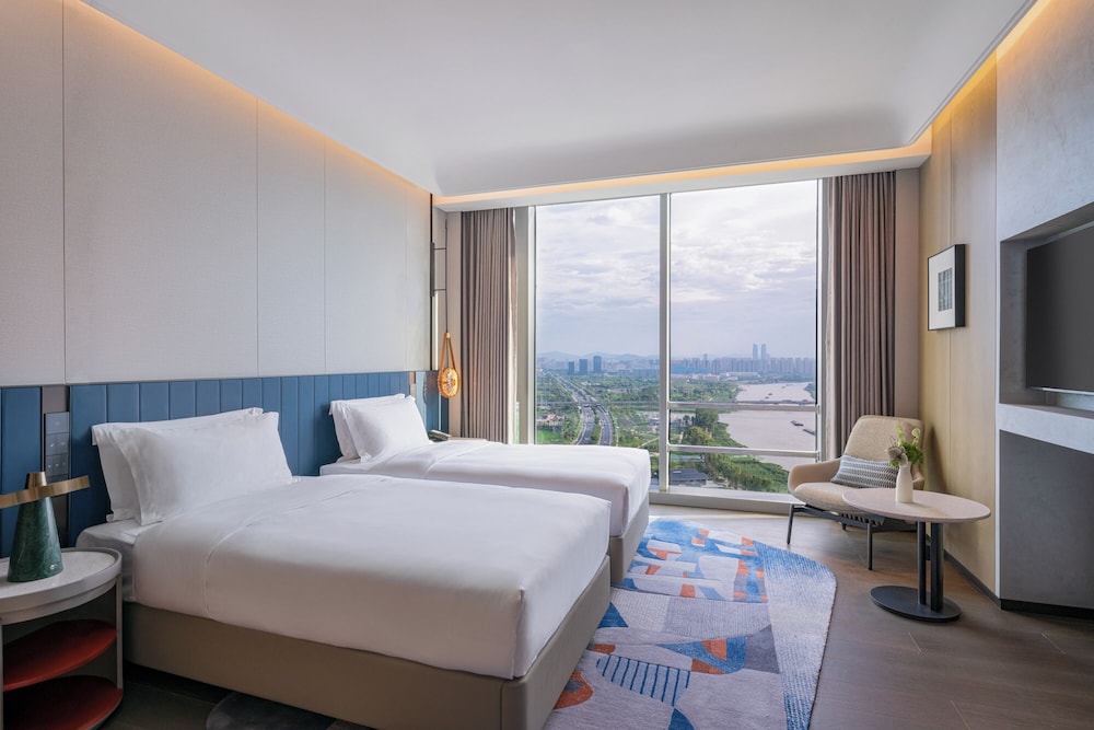 Executive Room, 2 Twin Beds, Club Lounge Access, Lake View photo 1